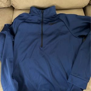 Nike pullover half zip